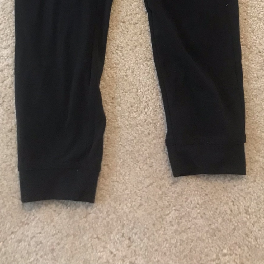 bottom of athleta pants